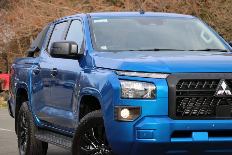2025 Mitsubishi Triton GLX Sport 4WD 6At image 4