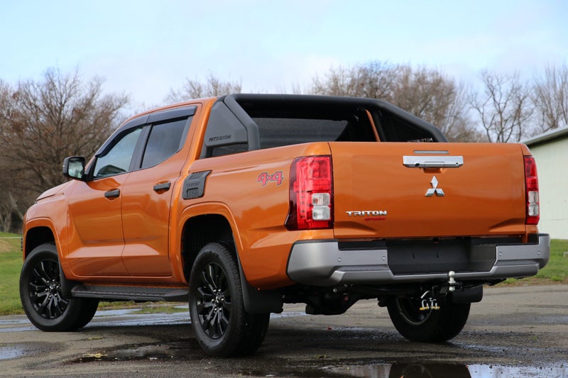 2025 Mitsubishi Triton GLX Sport 4WD 6At image 2