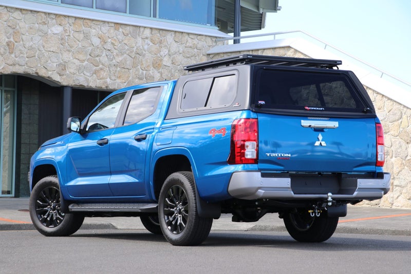 2025 Mitsubishi Triton GLX SPORT 4WD AUTO image 2