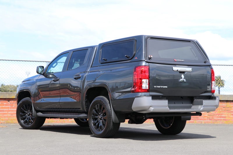 2025 Mitsubishi Triton GLX SPORT 4WD AUTO image 2
