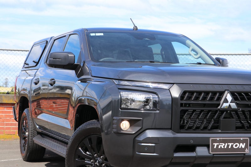 2025 Mitsubishi Triton GLX SPORT 4WD AUTO image 5