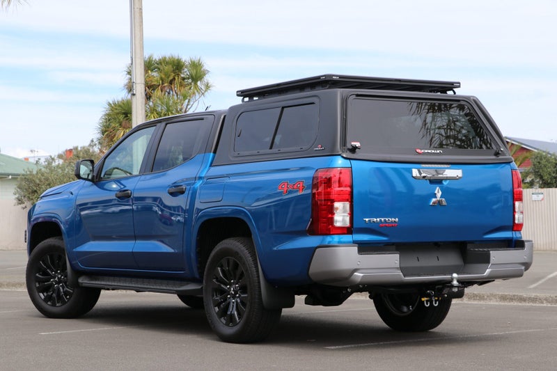 2025 Mitsubishi Triton GLX SPORT 4WD AUTO image 2