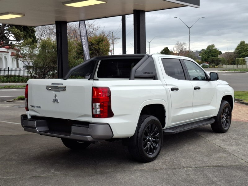 2025 Mitsubishi Triton GLX Sport 4WD - Limited... image 4