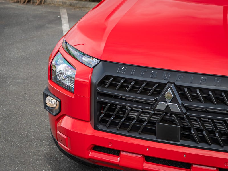 2025 Mitsubishi Triton GLX Sport DC WS 2.4D 4WD... image 3