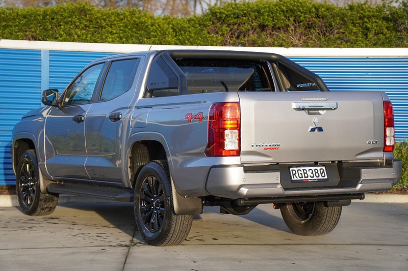 2025 Mitsubishi Triton GLX Sport Field Days Edi... image 5