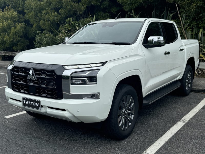 2025 Mitsubishi Triton GLXR 2WD image 4