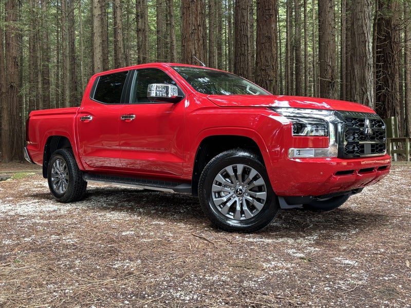 2025 Mitsubishi Triton GLXR 2WD image 1