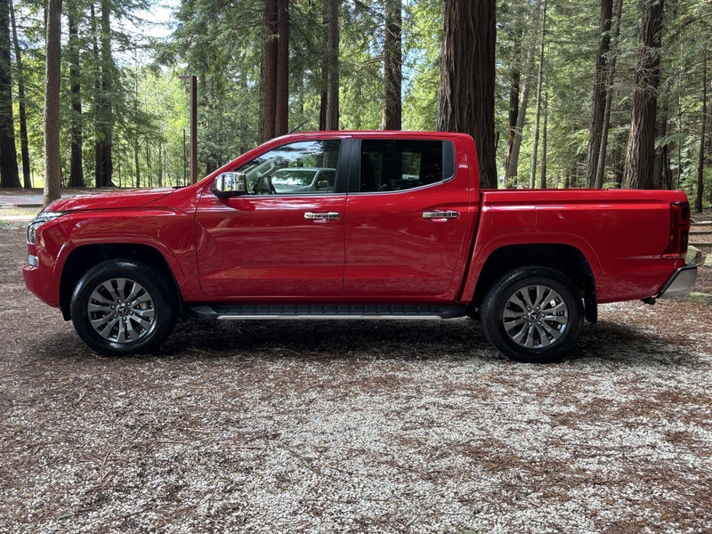 2025 Mitsubishi Triton GLXR 2WD image 4