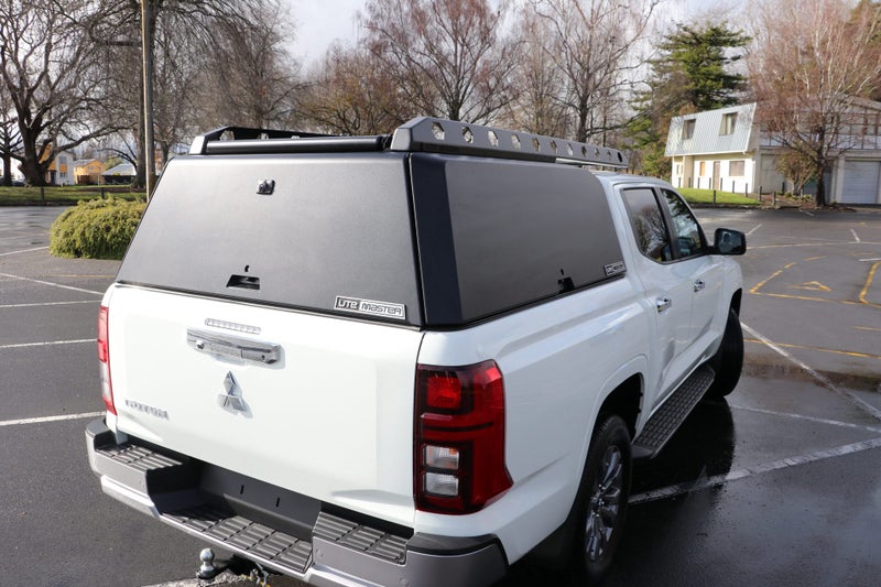 2025 Mitsubishi Triton GLXR 2WD Automatic image 2