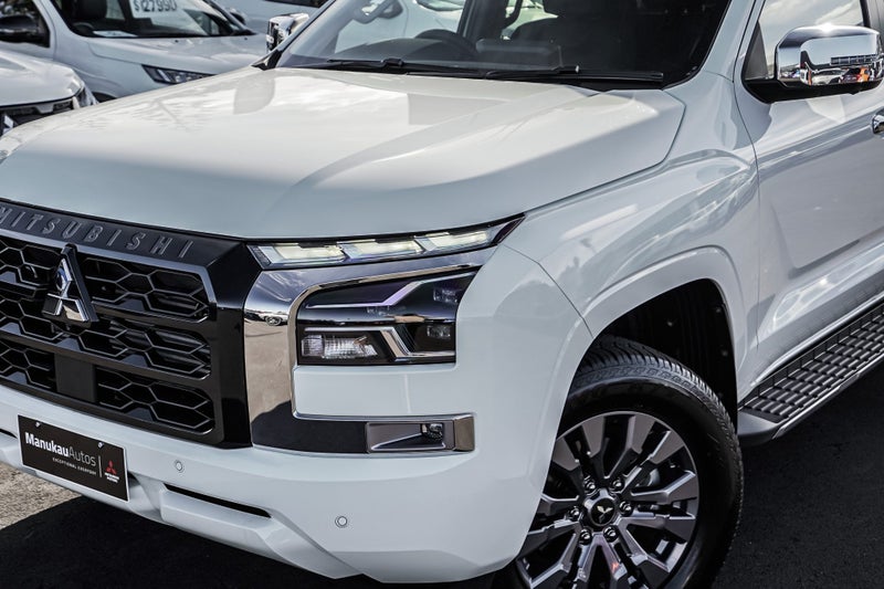 2025 Mitsubishi Triton GLXR 2WD DC WS image 2