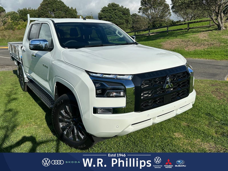 2025 Mitsubishi Triton GLXR 4WD image 1