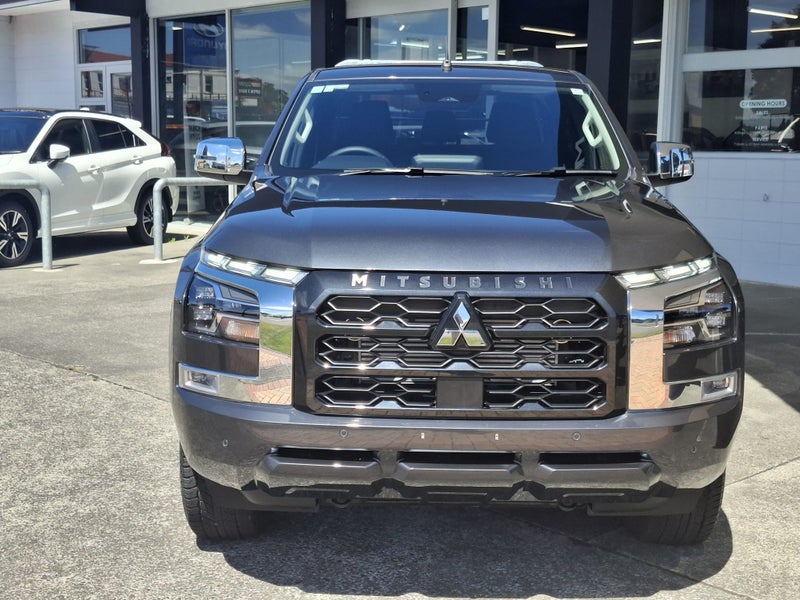2025 Mitsubishi Triton GLXR 4WD 6At - Deck Incl... image 3
