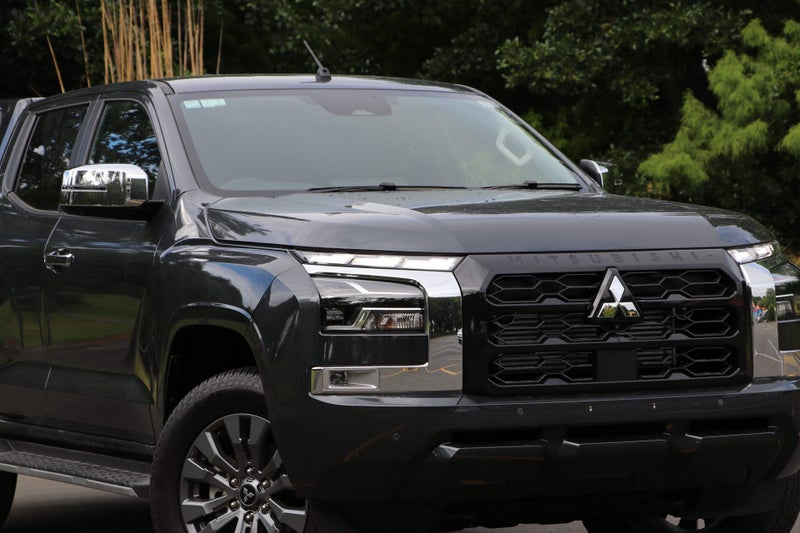 2025 Mitsubishi Triton GLXR 4WD AUTO image 4