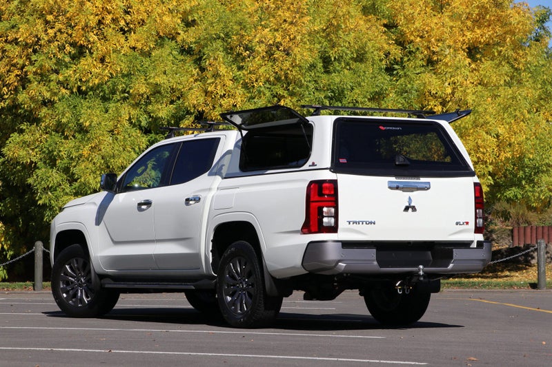 2025 Mitsubishi Triton GLXR 4WD AUTO image 2