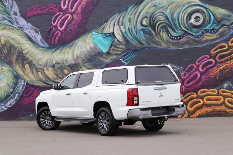 2025 Mitsubishi Triton GLXR 4WD AUTO image 2
