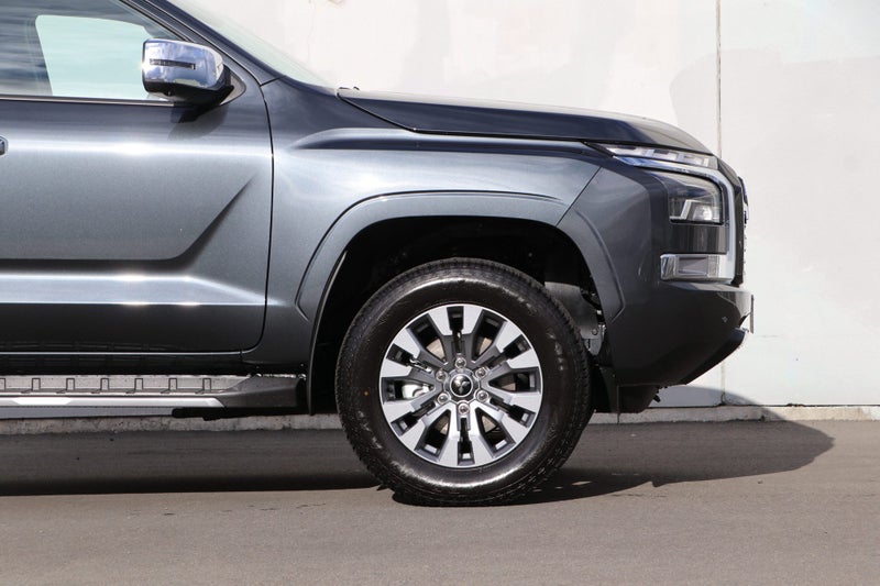 2025 Mitsubishi Triton GLXR 4WD AUTO image 4