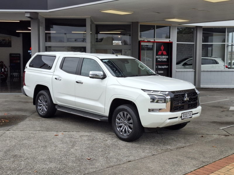 2025 Mitsubishi Triton GLXR 4WD AUTO - Loaded w... image 1