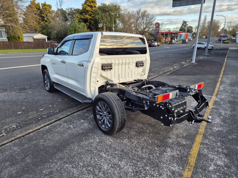2025 Mitsubishi Triton GLXR 4WD F/D image 3