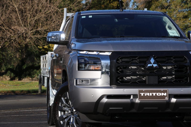 2025 Mitsubishi Triton GLXR 4WD Flat Deck image 5