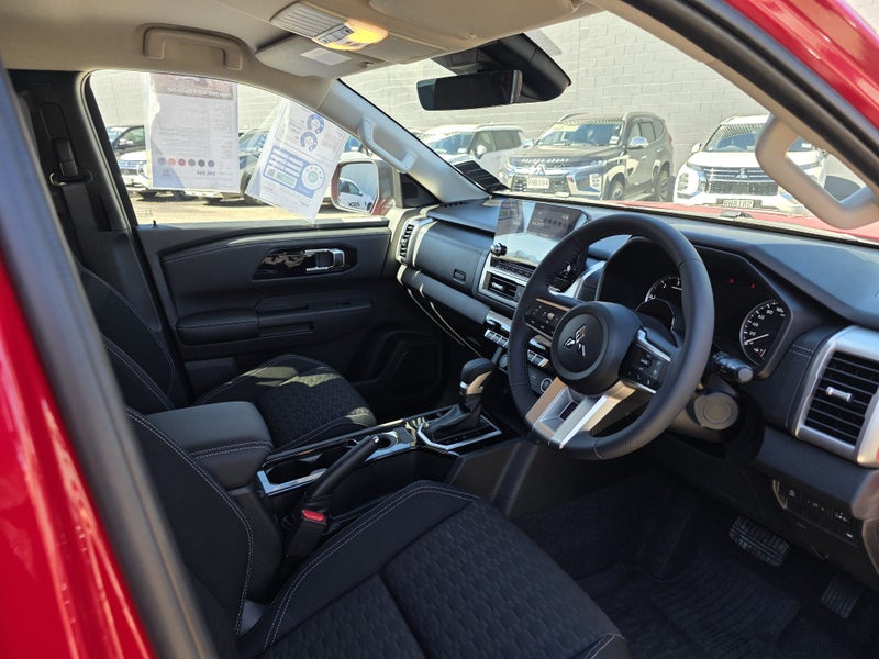 2025 Mitsubishi Triton GLXR D/Cab image 5