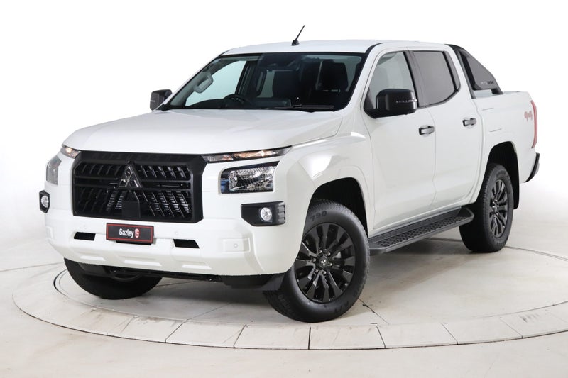 2025 Mitsubishi Triton GLXS 4WD image 1
