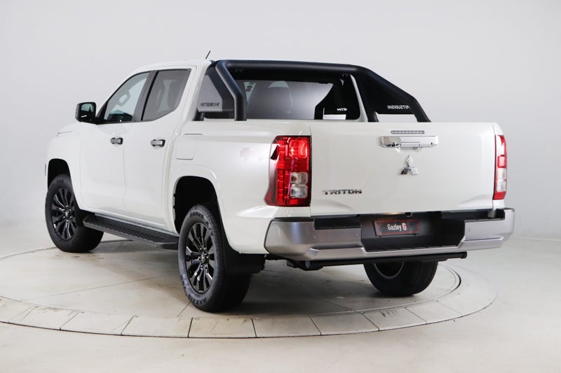 2025 Mitsubishi Triton GLXS 4WD image 4