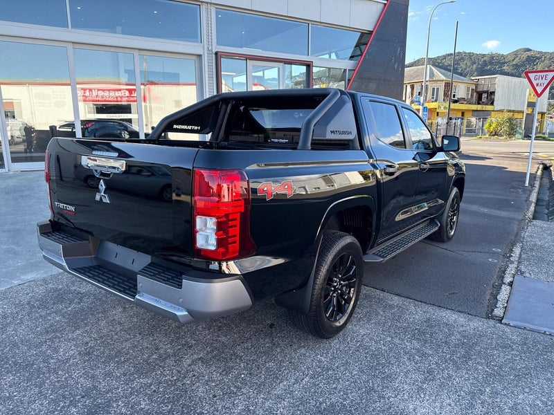 2025 Mitsubishi Triton GLXS Sport image 4