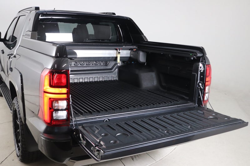 2025 Mitsubishi Triton GSR 4WD image 5