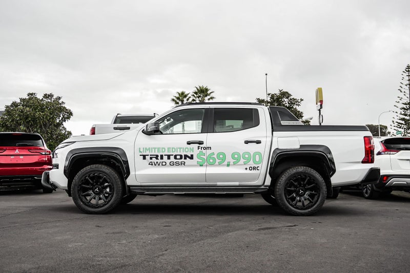 2025 Mitsubishi Triton GSR 4WD DC WS image 4