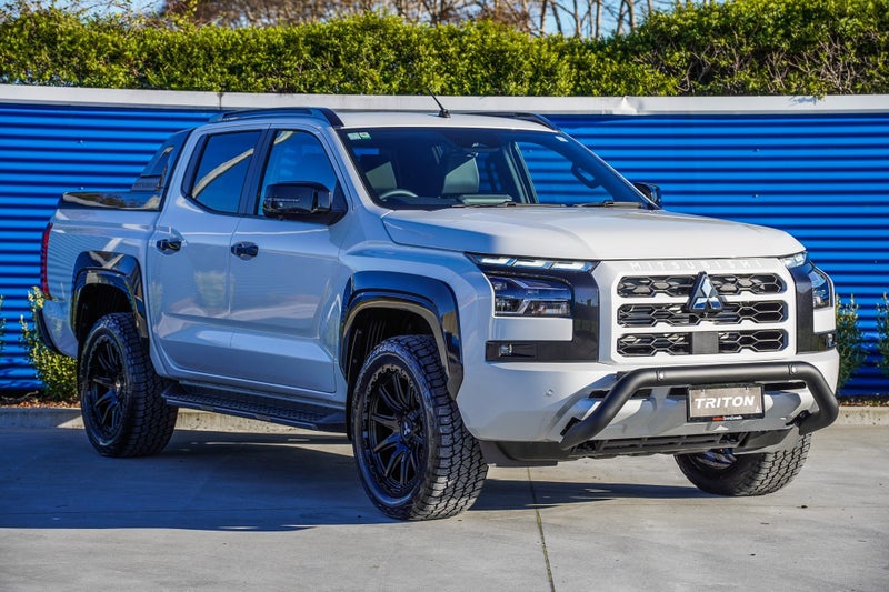 2025 Mitsubishi Triton GSR Field Days Edition 4x4 image 1
