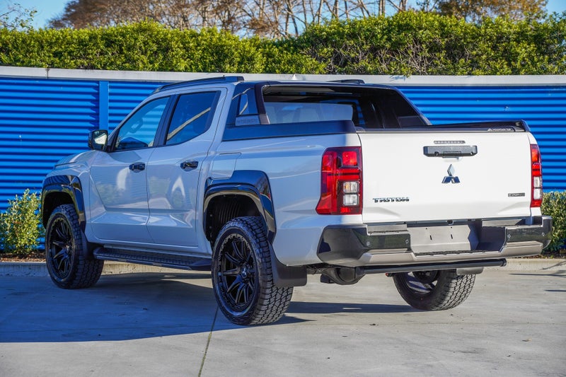 2025 Mitsubishi Triton GSR Field Days Edition 4x4 image 5