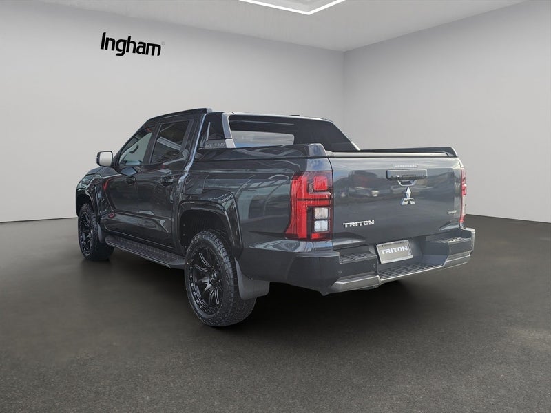 2025 Mitsubishi Triton LTD GSR 4WD image 4