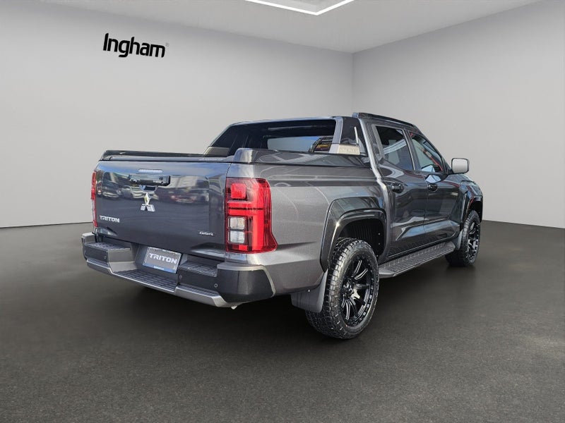 2025 Mitsubishi Triton LTD GSR 4WD image 5
