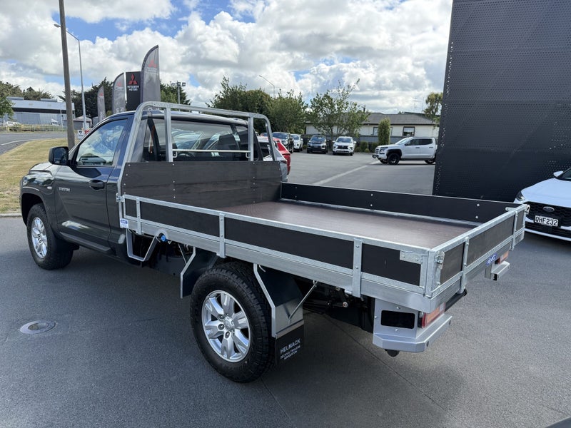 2025 Mitsubishi Triton SC CH 2.4D GLX 4WD 6AT image 3