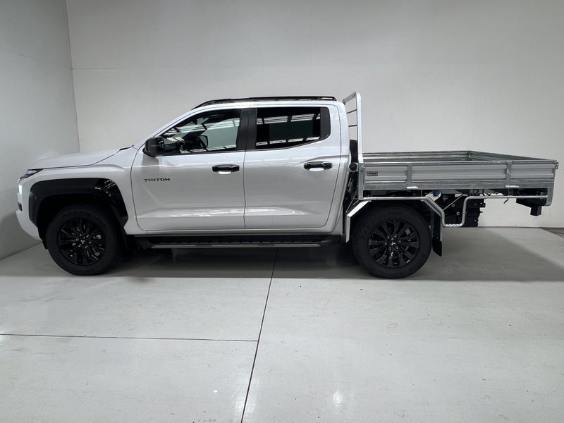 2025 Mitsubishi Triton VRX 2.4 Bi TURBO 4WD AUT... image 4