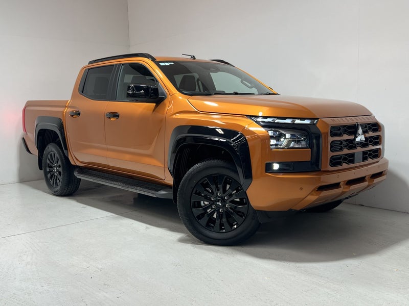 2025 Mitsubishi Triton VRX 2.4 Bi TURBO 4WD AUTO image 1