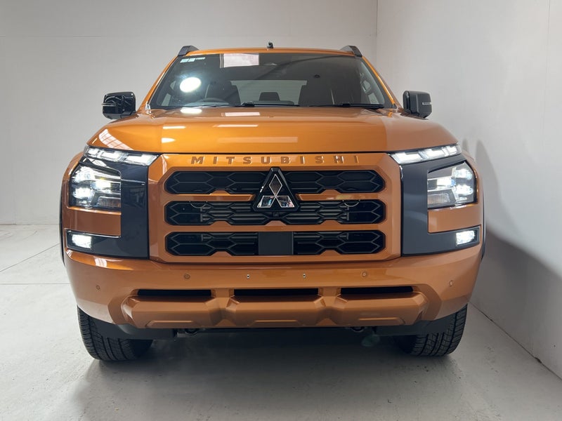 2025 Mitsubishi Triton VRX 2.4 Bi TURBO 4WD AUTO image 2