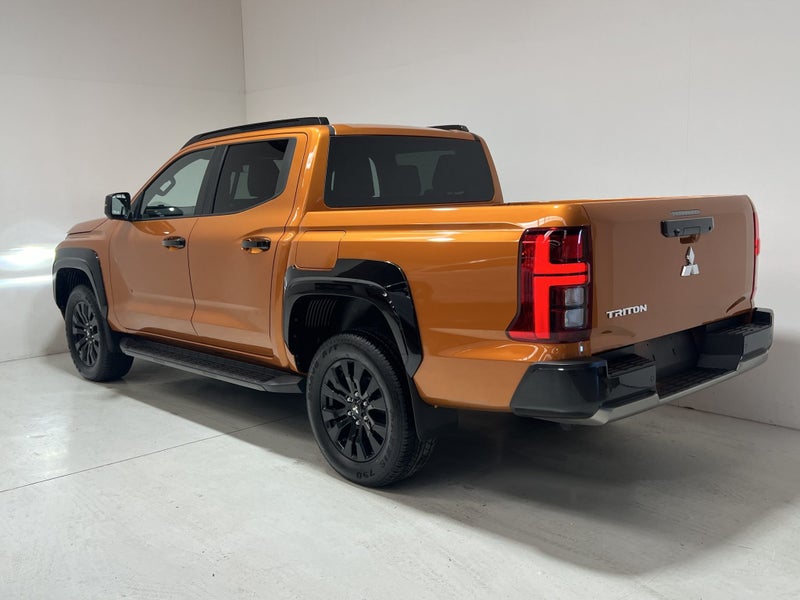 2025 Mitsubishi Triton VRX 2.4 Bi TURBO 4WD AUTO image 5