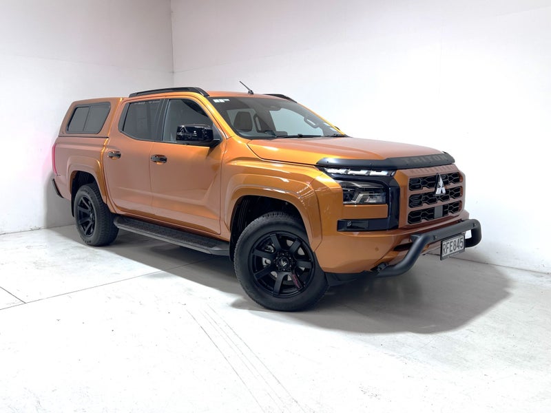 2025 Mitsubishi Triton VRX 2.4 Bi TURBO 4WD AUTO image 1