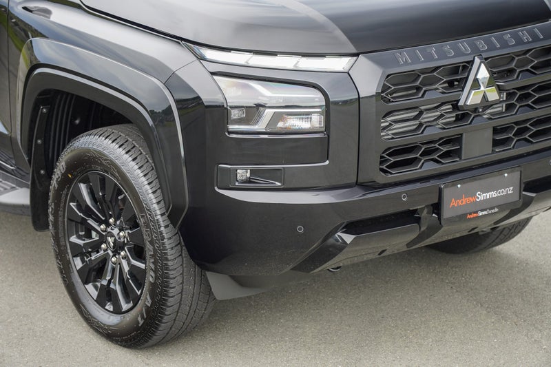 2025 Mitsubishi Triton VRX 2WD 6-sp auto image 4