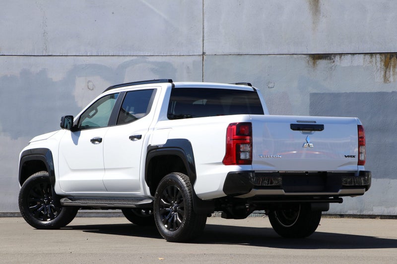 2025 Mitsubishi Triton VRX 2WD Auto image 2