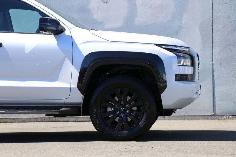 2025 Mitsubishi Triton VRX 2WD Auto image 4