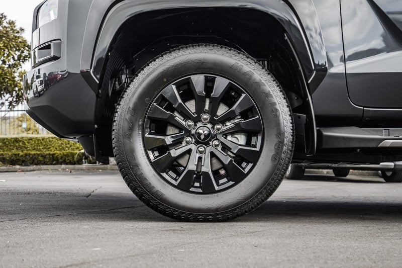 2025 Mitsubishi Triton VRX 2WD DC WS image 5