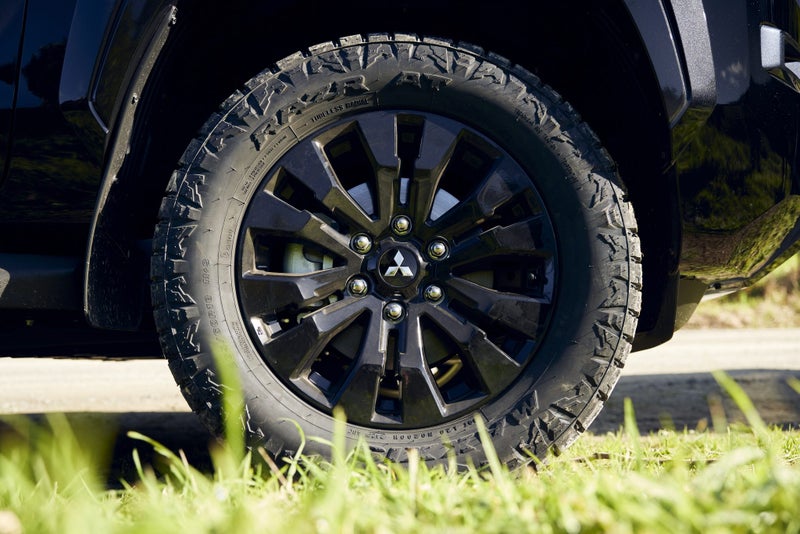 2025 Mitsubishi Triton VRX 2WD DIESEL BI-TURBO UTE image 5