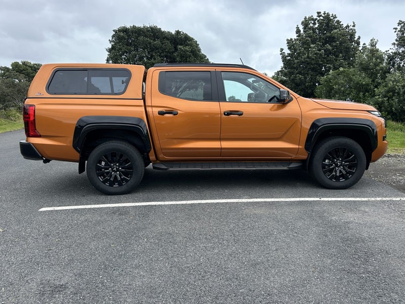 2025 Mitsubishi Triton VRX 4WD image 5