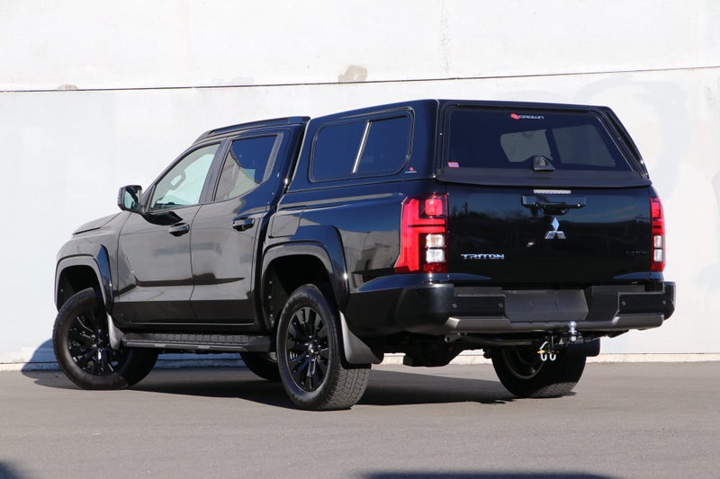 2025 Mitsubishi Triton VRX 4WD Auto image 2