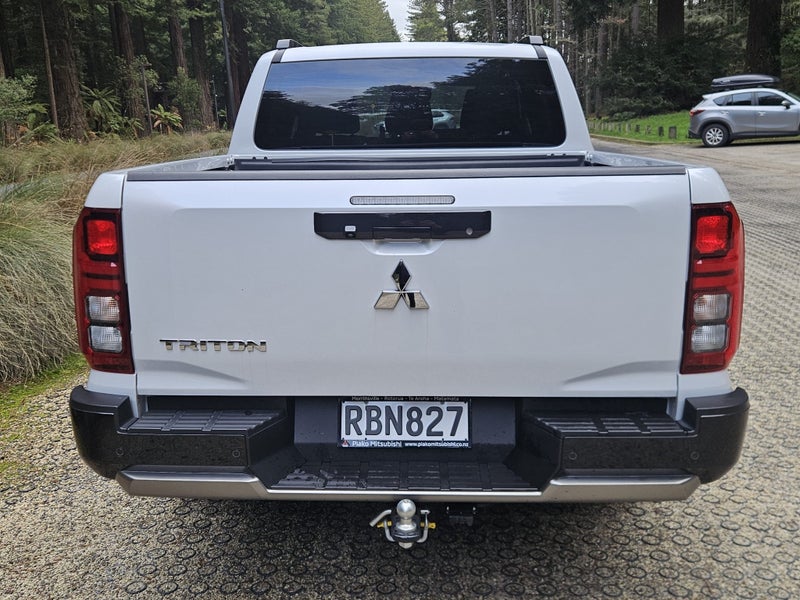 2025 Mitsubishi Triton VRX 4WD Demo image 5