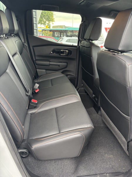 2025 Mitsubishi Triton VRX 4WD double cab image 4