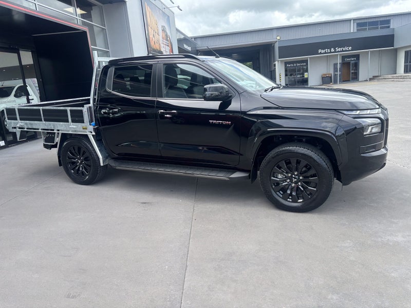 2025 Mitsubishi Triton VRX 4WD F/D image 2