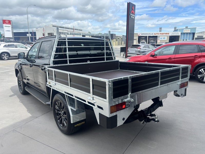 2025 Mitsubishi Triton VRX 4WD F/D image 5
